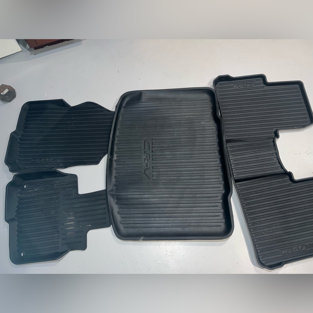 Honda CRV 4 car mats
